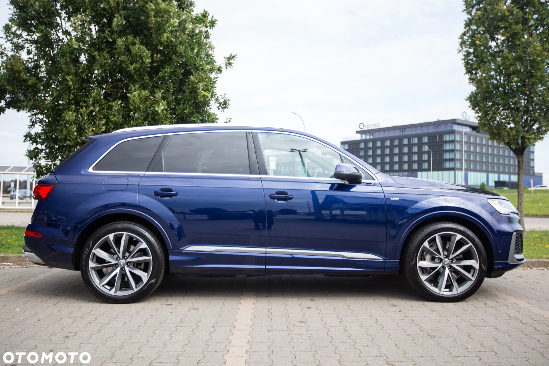 Audi Q7 55 TFSI e PHEV Quattro S Line Tiptr - 6