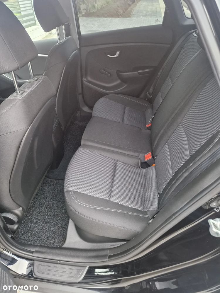 Hyundai i30 1.4 Fifa World Cup Edition - 8