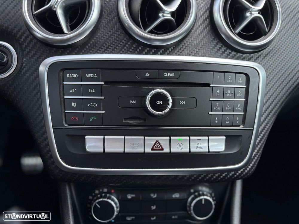 Mercedes-Benz A 160 d AMG Line - 14