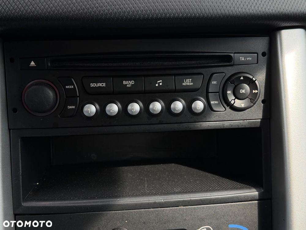 Peugeot 207 95 VTi forever - 26