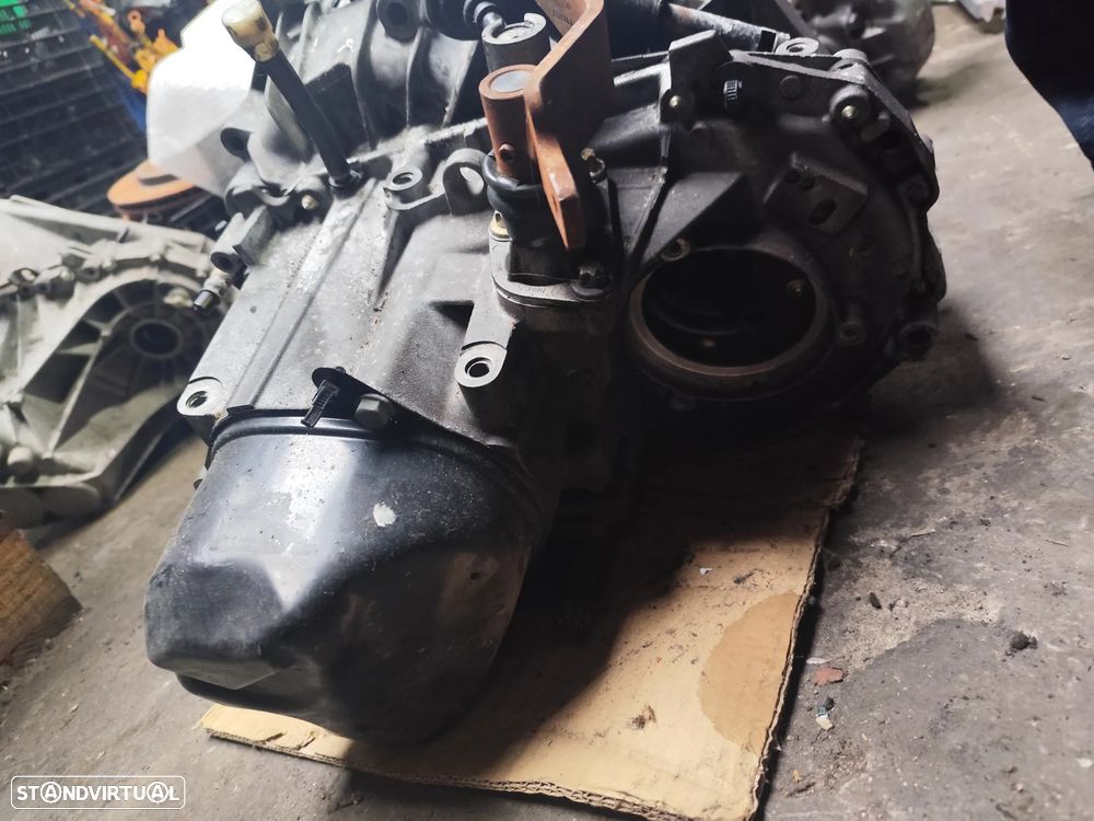 Renault Laguna I / 1.6 CAIXA DE VELOCIDADES - CV137 - 5