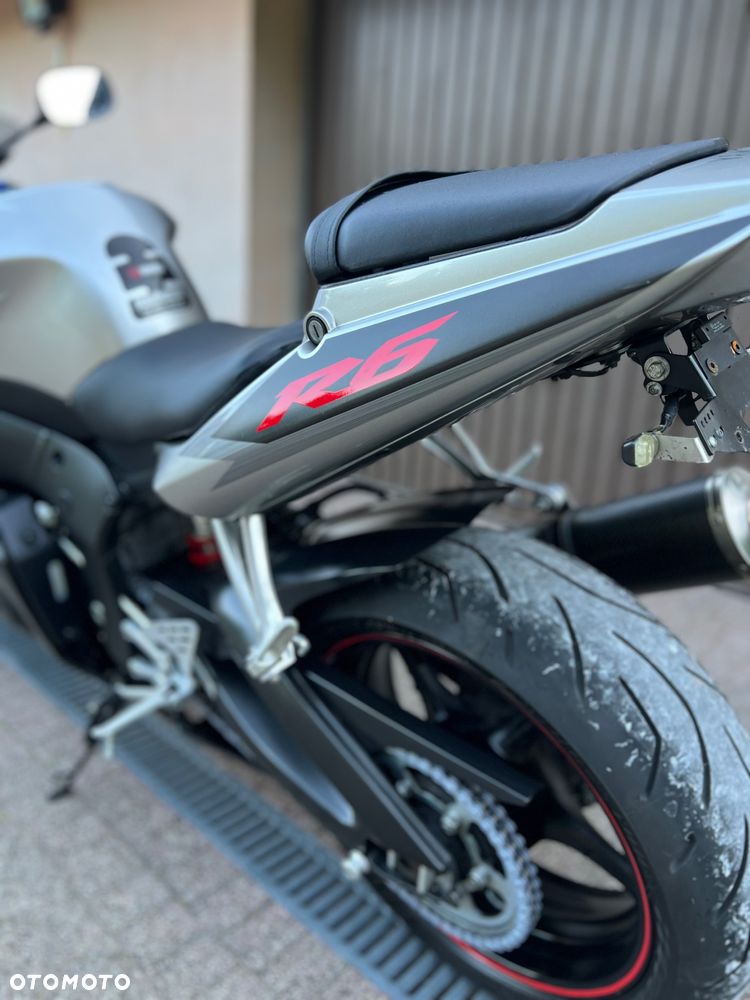 Yamaha R6 - 22