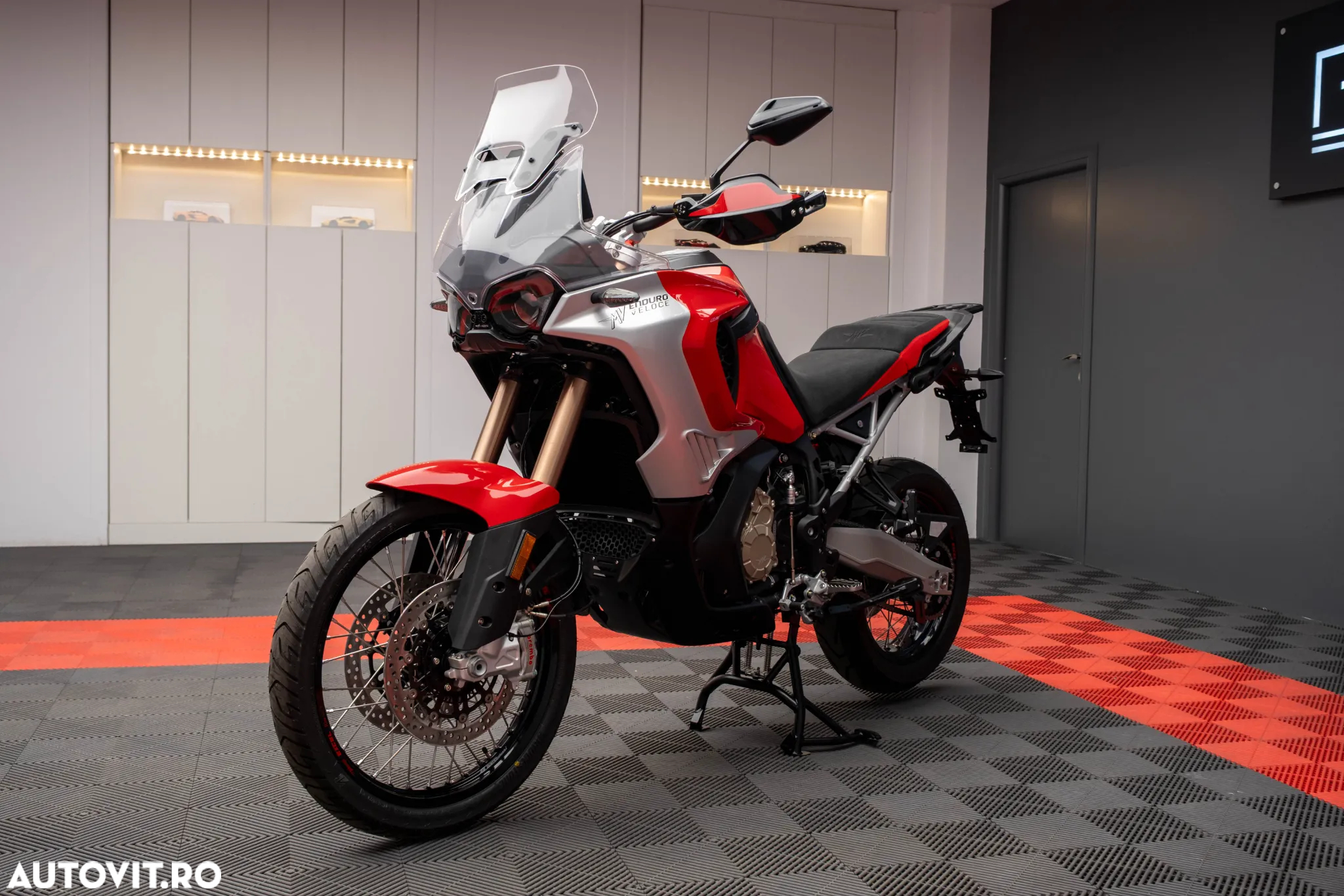 MV AGUSTA Enduro Veloce EAS - 5