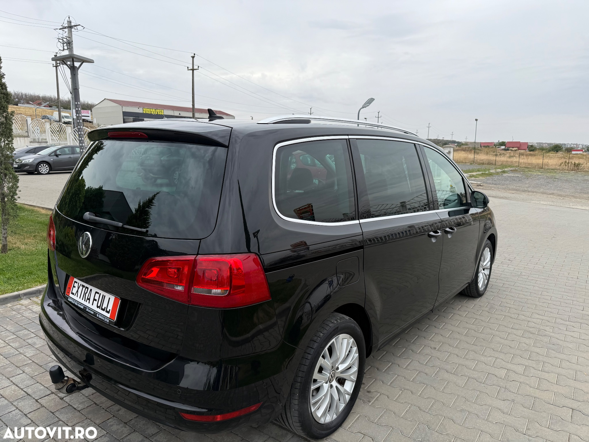 Volkswagen Sharan 2.0 TDI DSG Blue Motion Highline - 9