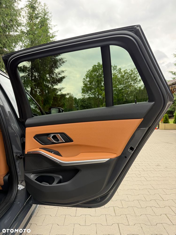BMW Seria 3 320d mHEV M Sport sport - 21