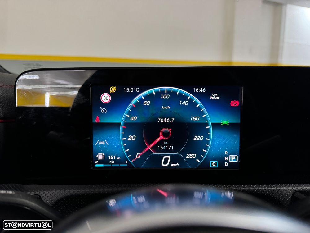 Mercedes-Benz CLA 220 d Shooting Brake AMG Line Aut. - 6