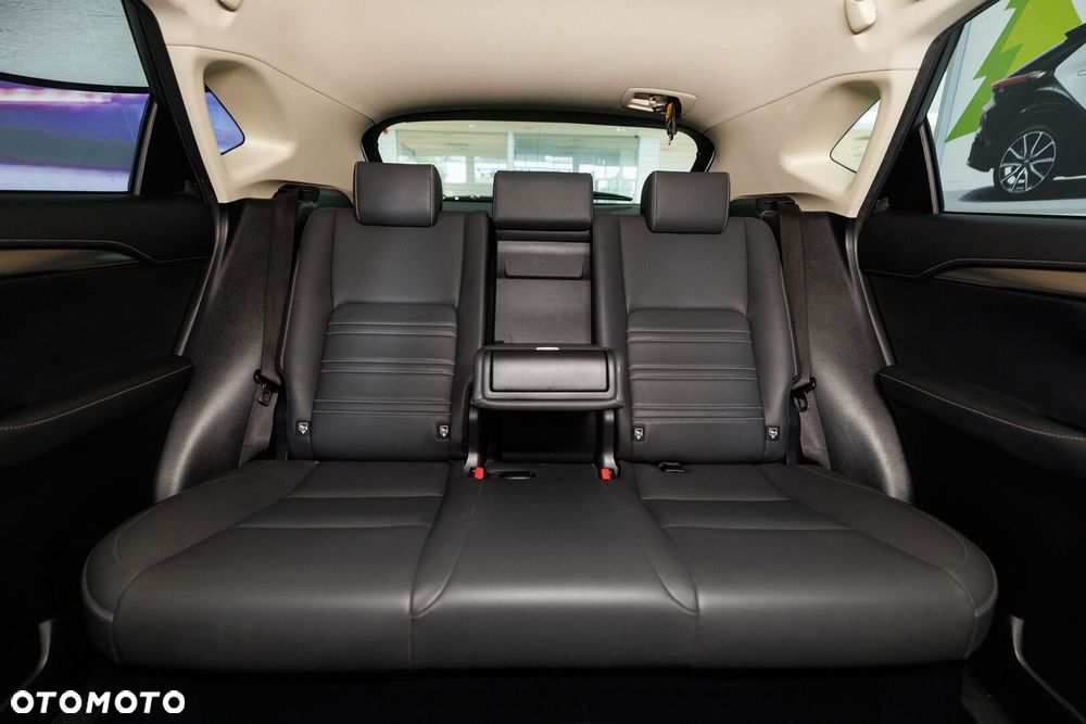Lexus NX 300 F Impression AWD - 19
