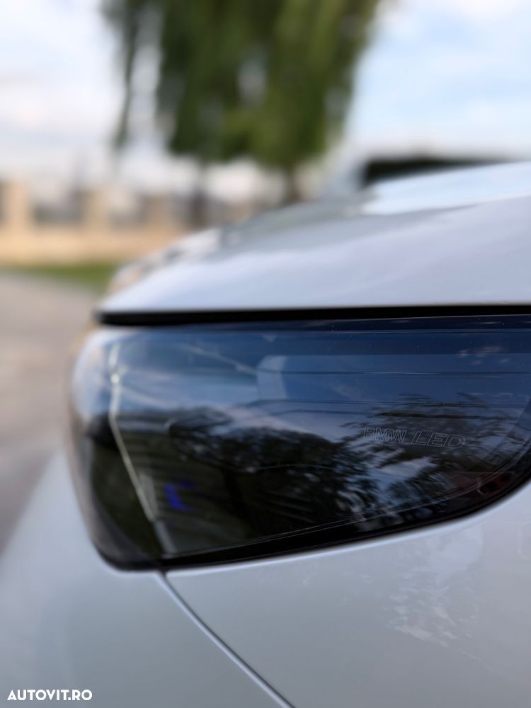 BMW Seria 5 520i AT MHEV - 4