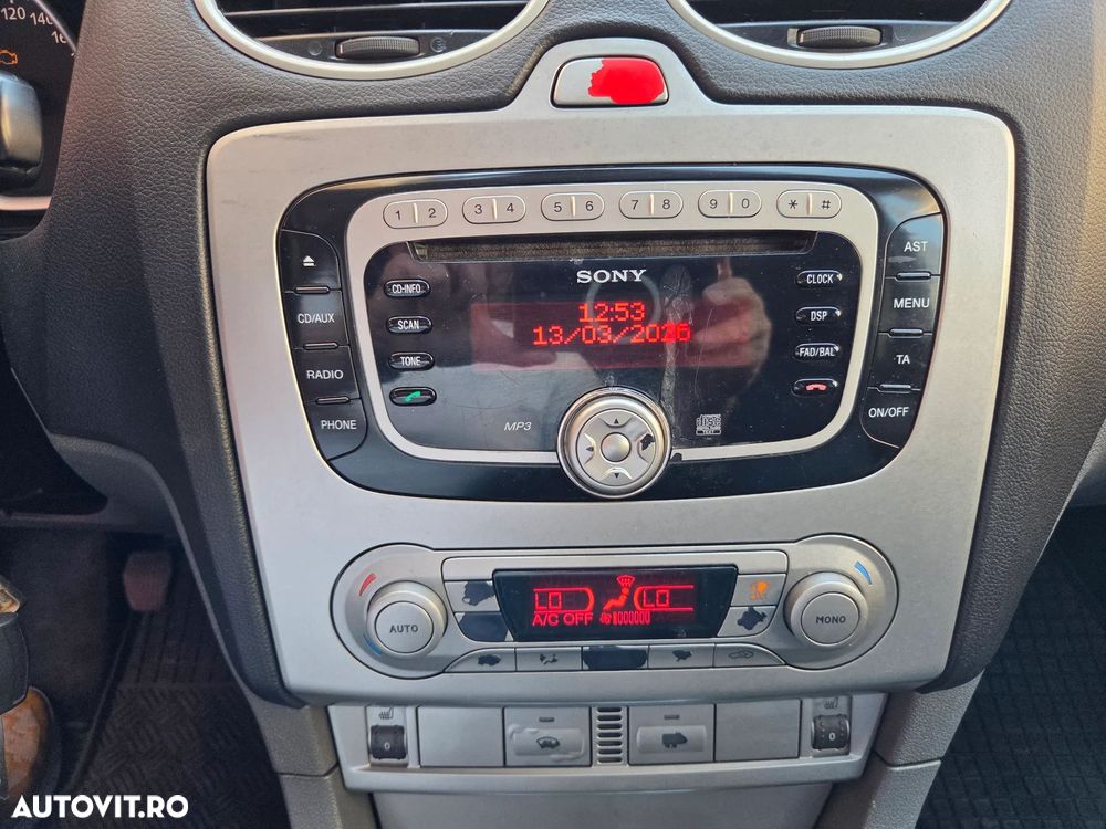 Ford Focus 1.6 TDCI DPF Style+ - 16