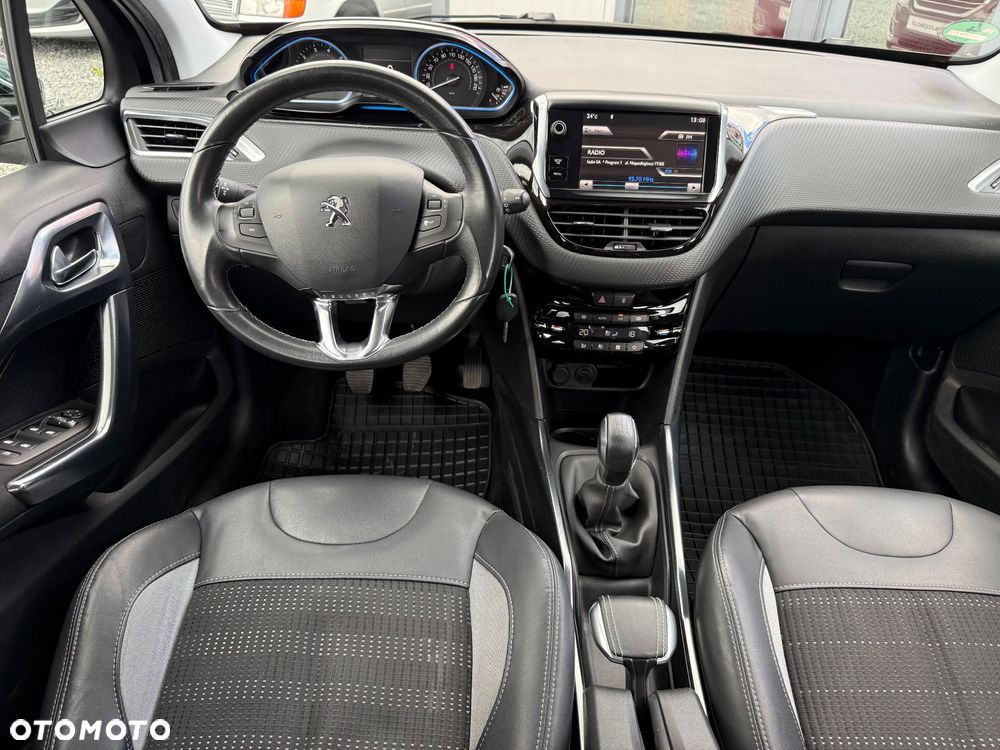 Peugeot 2008 PureTech 82 Style - 21