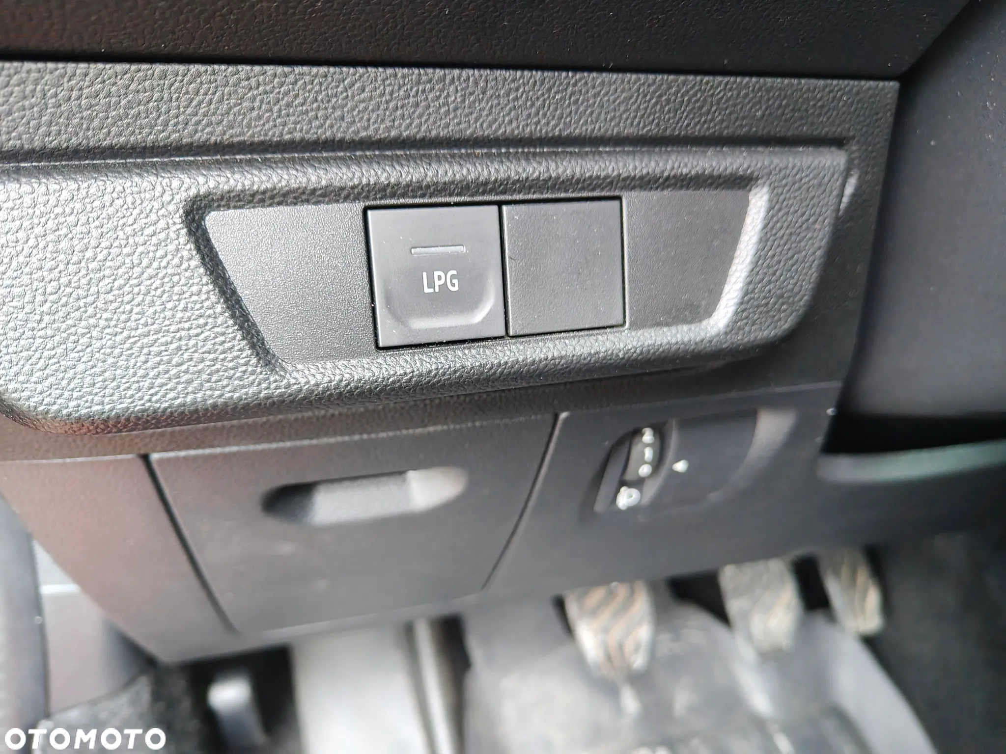 Dacia Jogger 1.0 TCe SL Extreme 7os - 13