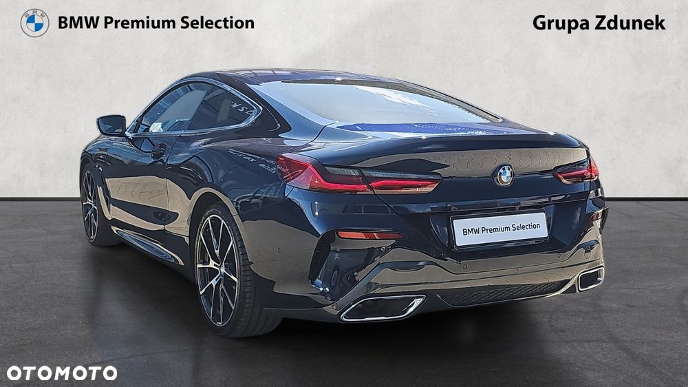 BMW Seria 8 - 7