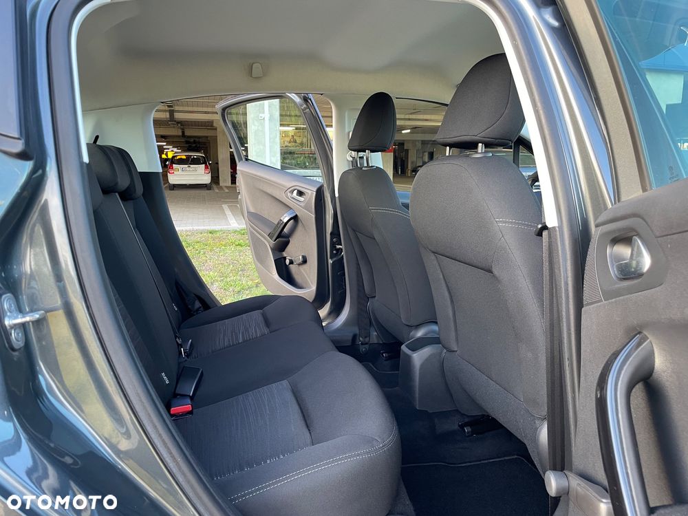 Peugeot 208 1.2 PureTech Active - 15
