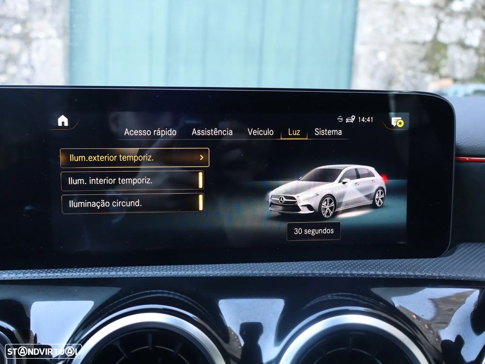 Mercedes-Benz A 250 e AMG Line - 33