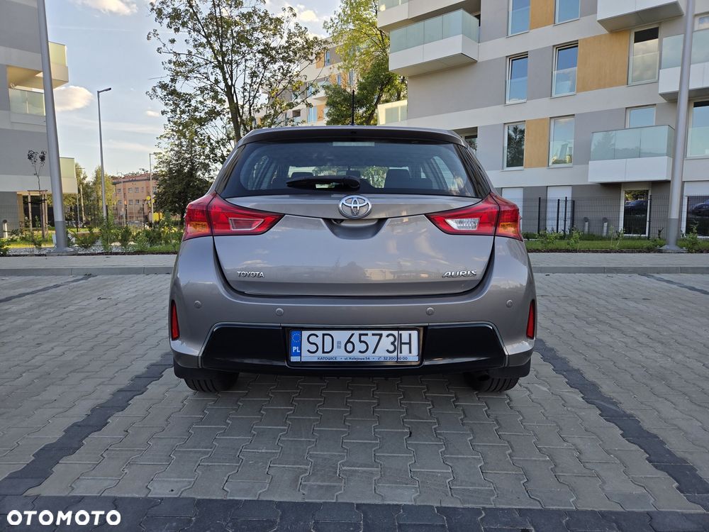 Toyota Auris - 5