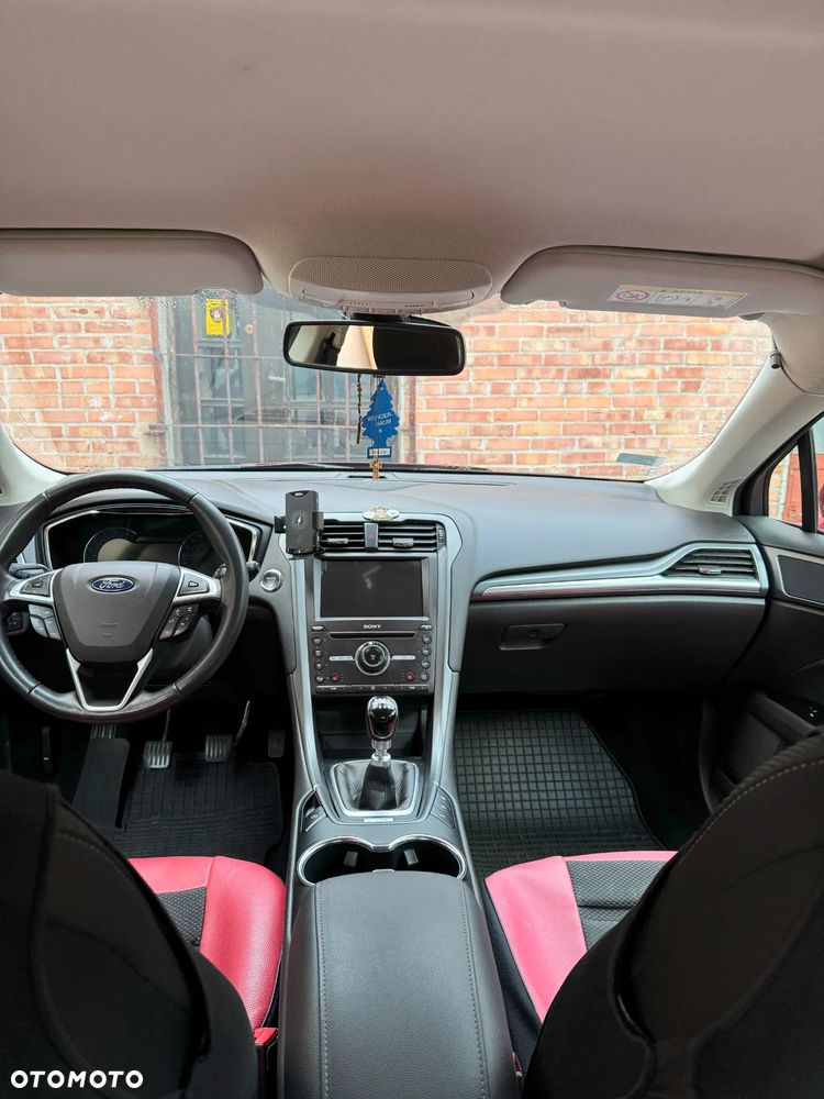 Ford Mondeo 2.0 TDCi Titanium - 15