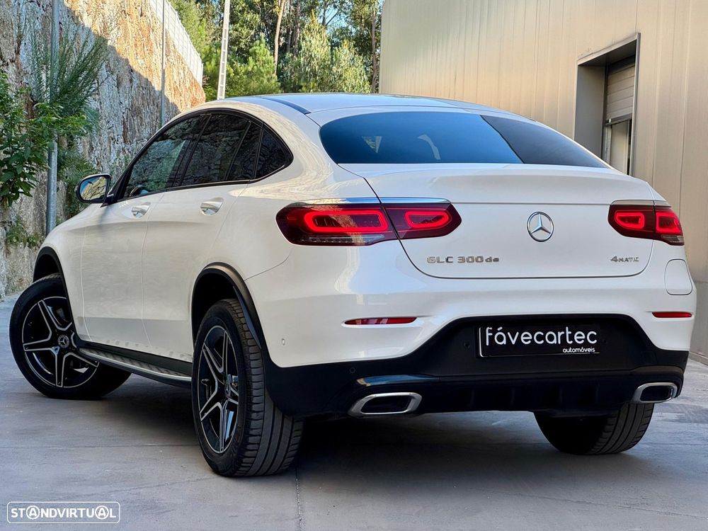 Mercedes-Benz GLC 300 de Coupe 4Matic 9G-TRONIC AMG Line Plus - 52