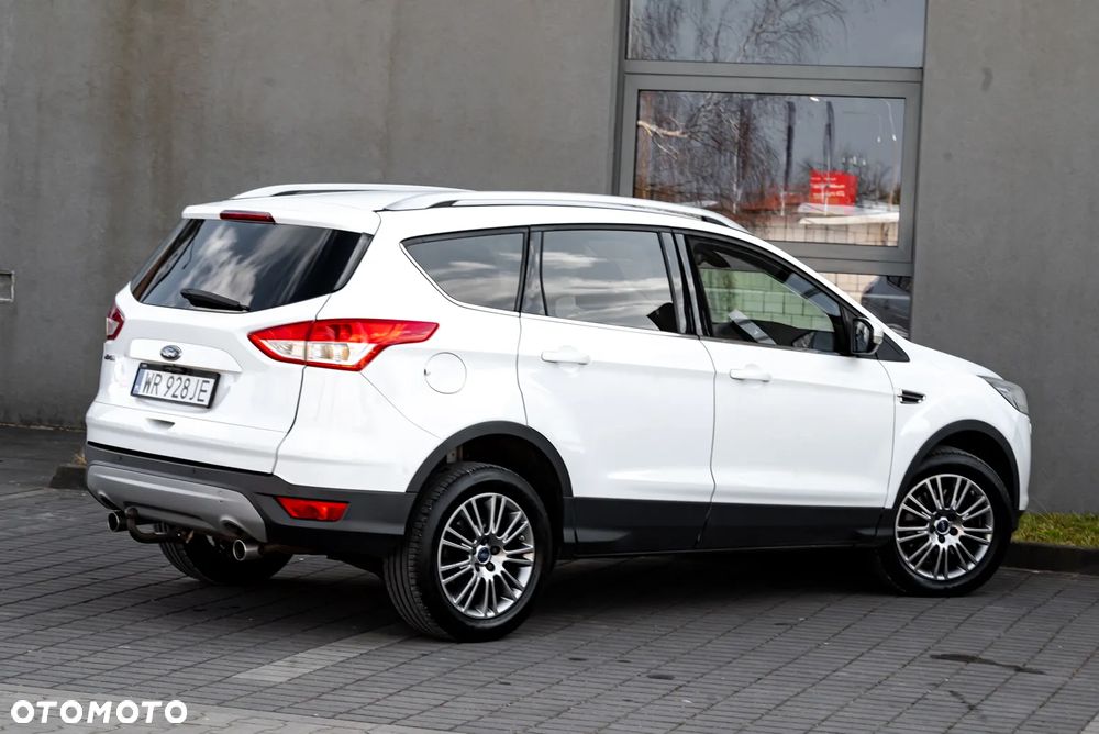 Ford Kuga 2.0 TDCi 2x4 Titanium - 5