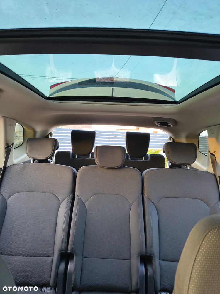 Kia Carens 1.7 CRDi XL - 12