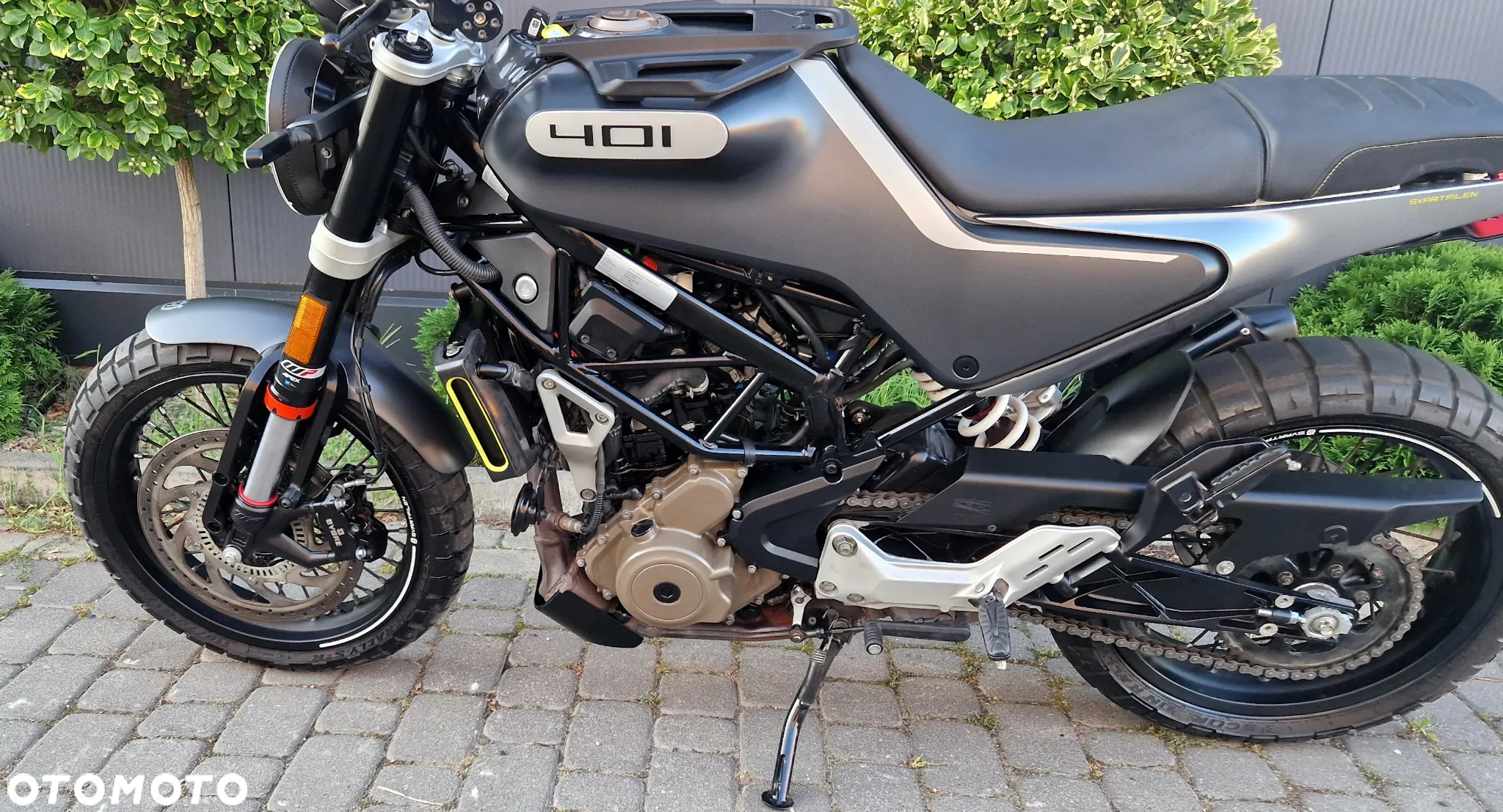 Husqvarna Svartpilen - 26