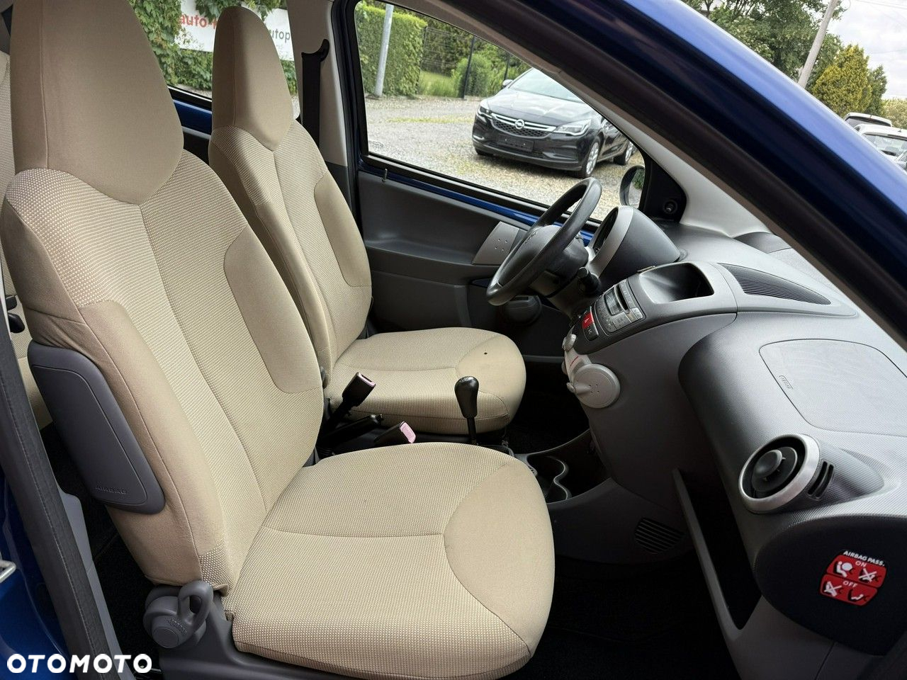 Peugeot 107 1.0 Happy - 14