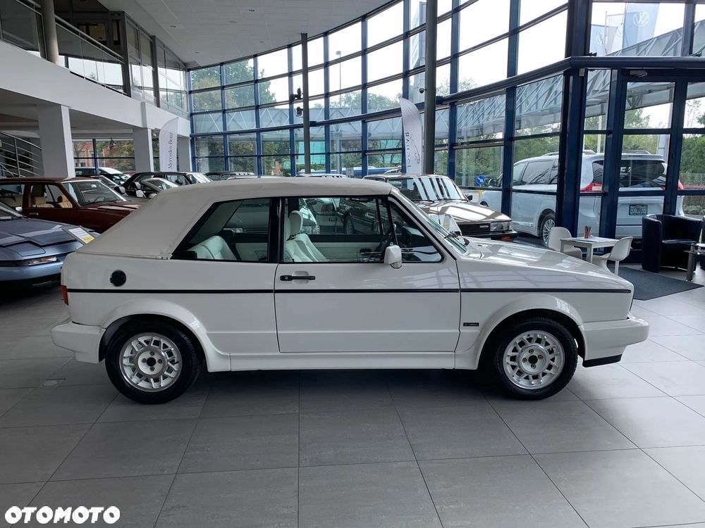 Volkswagen Golf Cabrio - 2