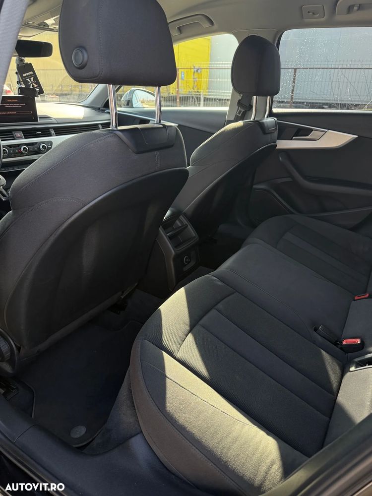 Audi A4 2.0 TDI ultra S tronic - 12