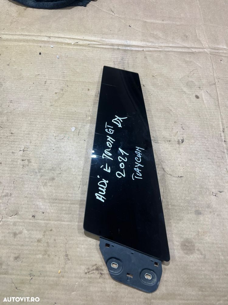 Ornament stalp dreapta 9J1845032A Porsche Taycan Audi e-tron gt 2021 - 1