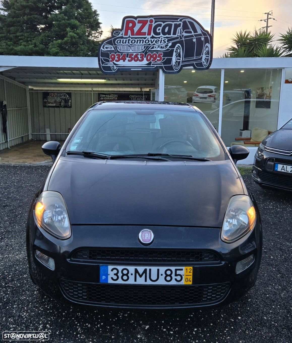Fiat Punto 1.3 M-Jet Lounge S&S - 2
