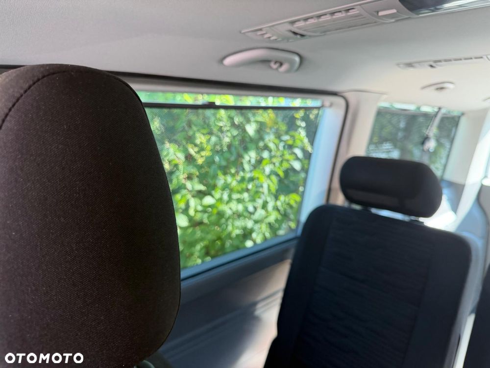 Volkswagen Caravelle 2.0 TDI L2 Comfortline - 12