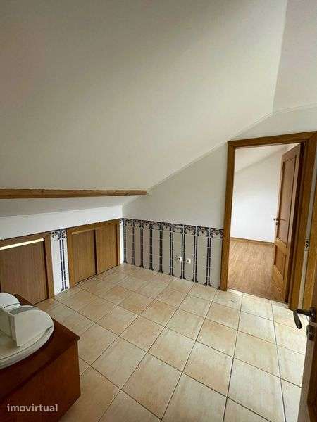 Arrenda-se luminoso apartamento T1 em Odivelas, consumos incluídos - Grande imagem: 4/6