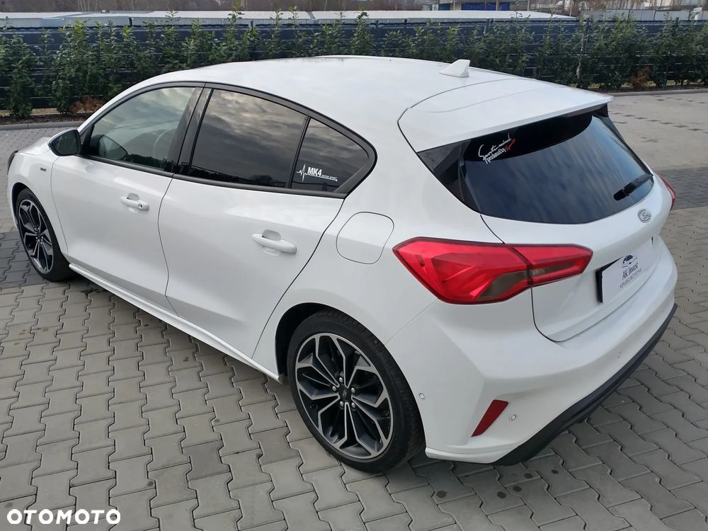 Ford Focus 1.0 EcoBoost Start-Stopp-System ST-LINE DESIGN - 10