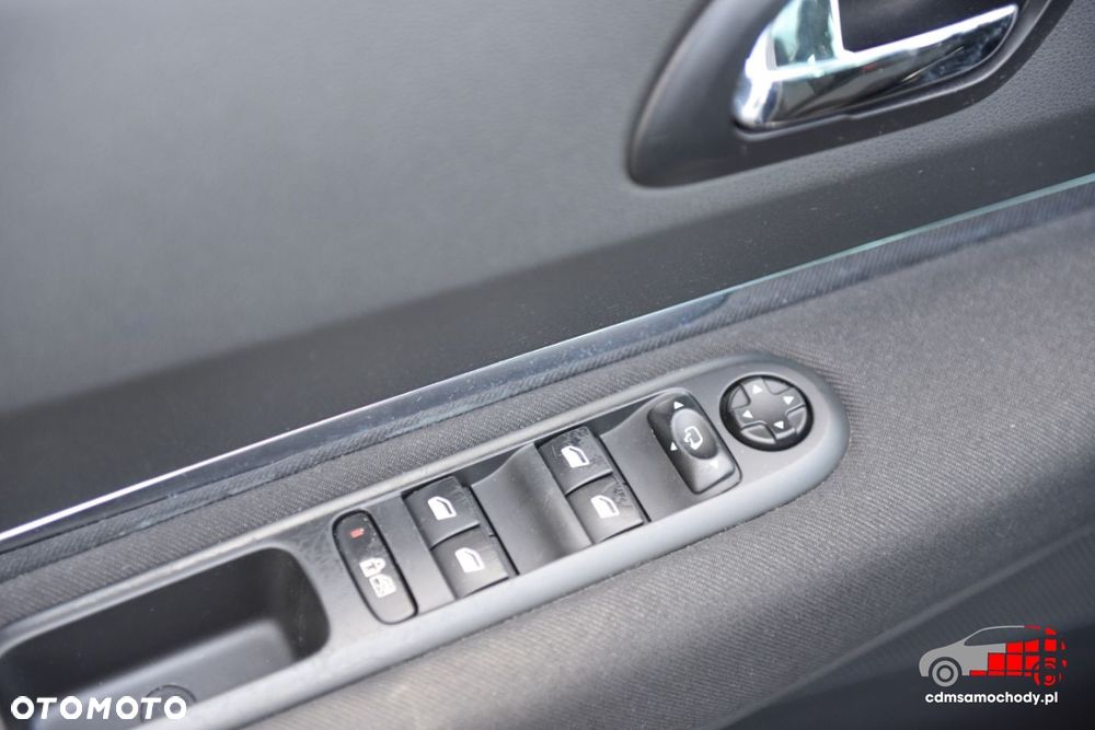 Peugeot 5008 - 14