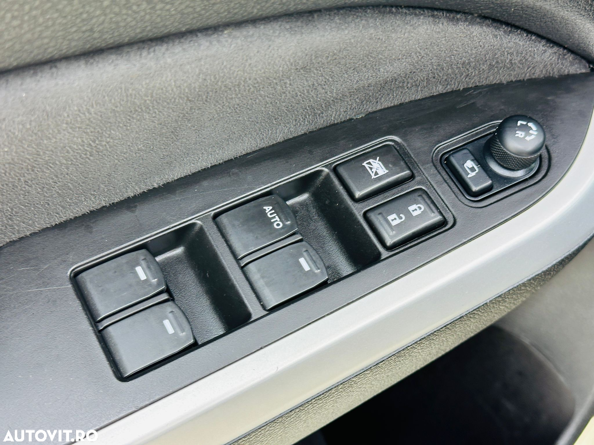 Suzuki Vitara - 16