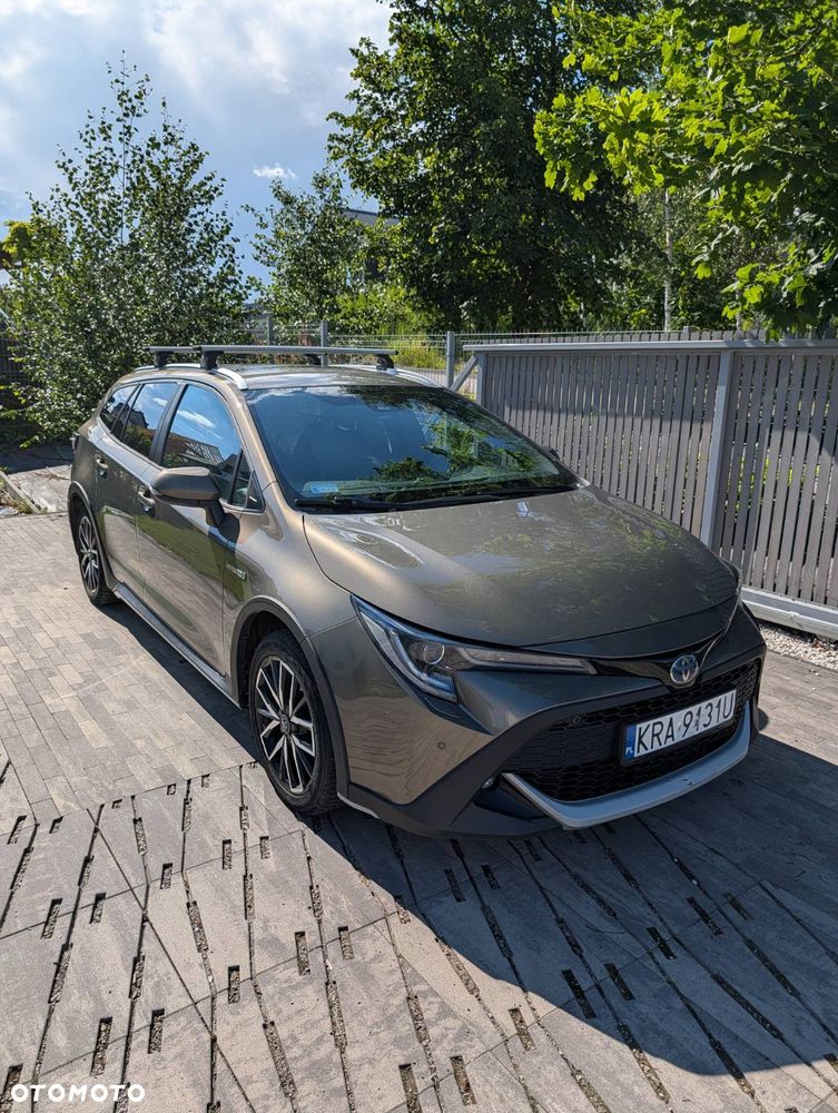Toyota Corolla 2.0 Hybrid Trek - 1