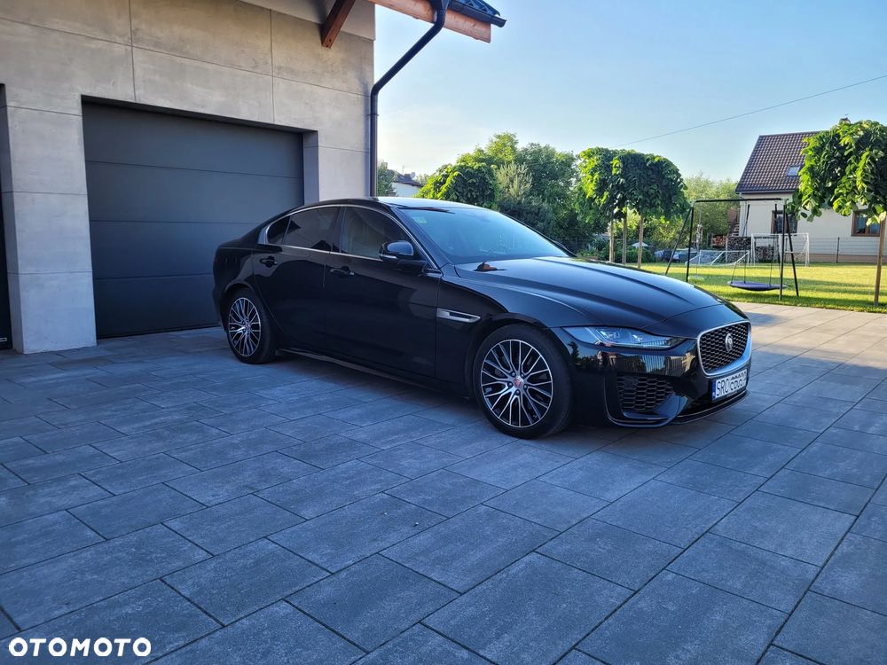 Jaguar XE 2.0 P250 R-Dynamic S - 5