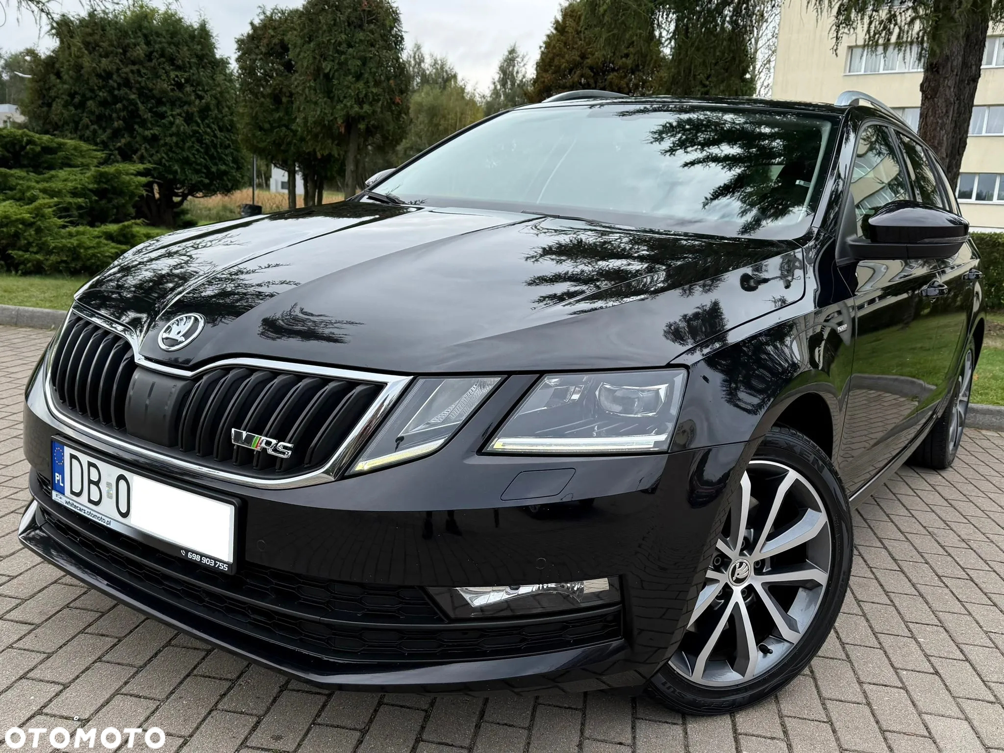 Skoda Octavia Combi 2.0 TDI DSG Exclusive - 18