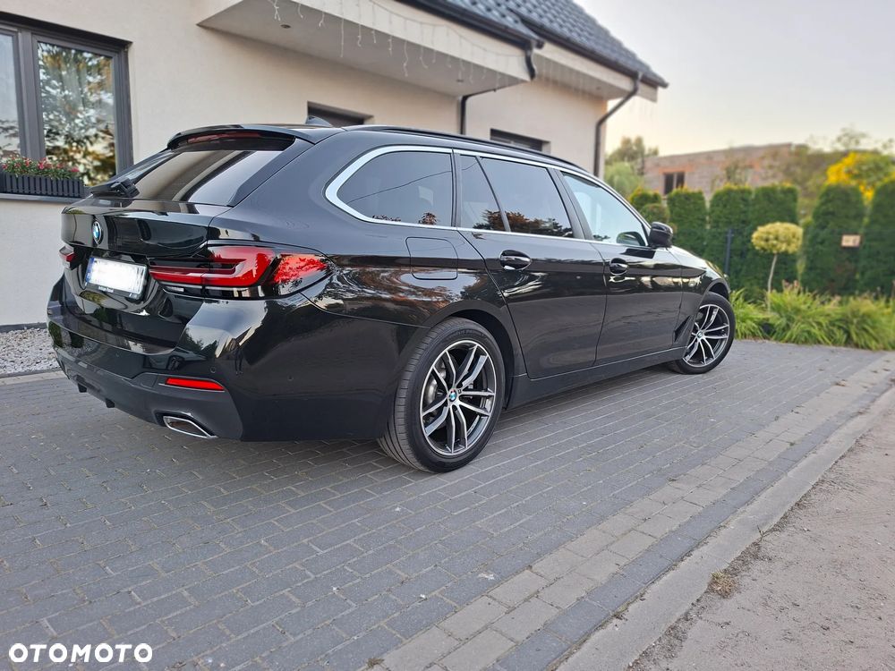 BMW Seria 5 520d Touring - 5