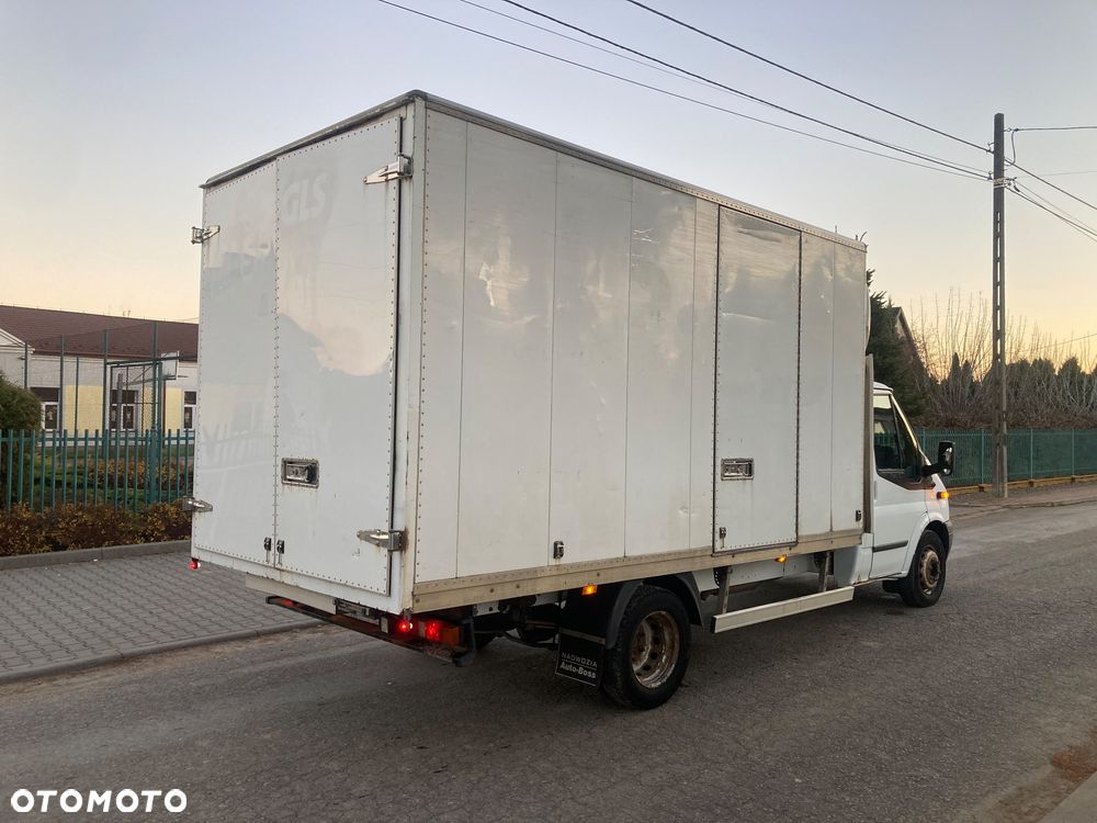 Ford Transit - 4