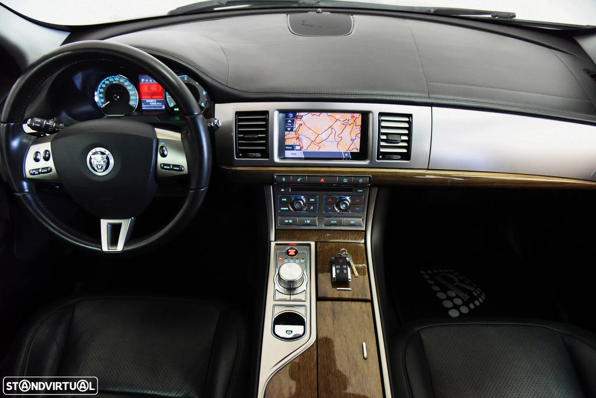 Jaguar XF 2.7 D V6 Luxury - 20