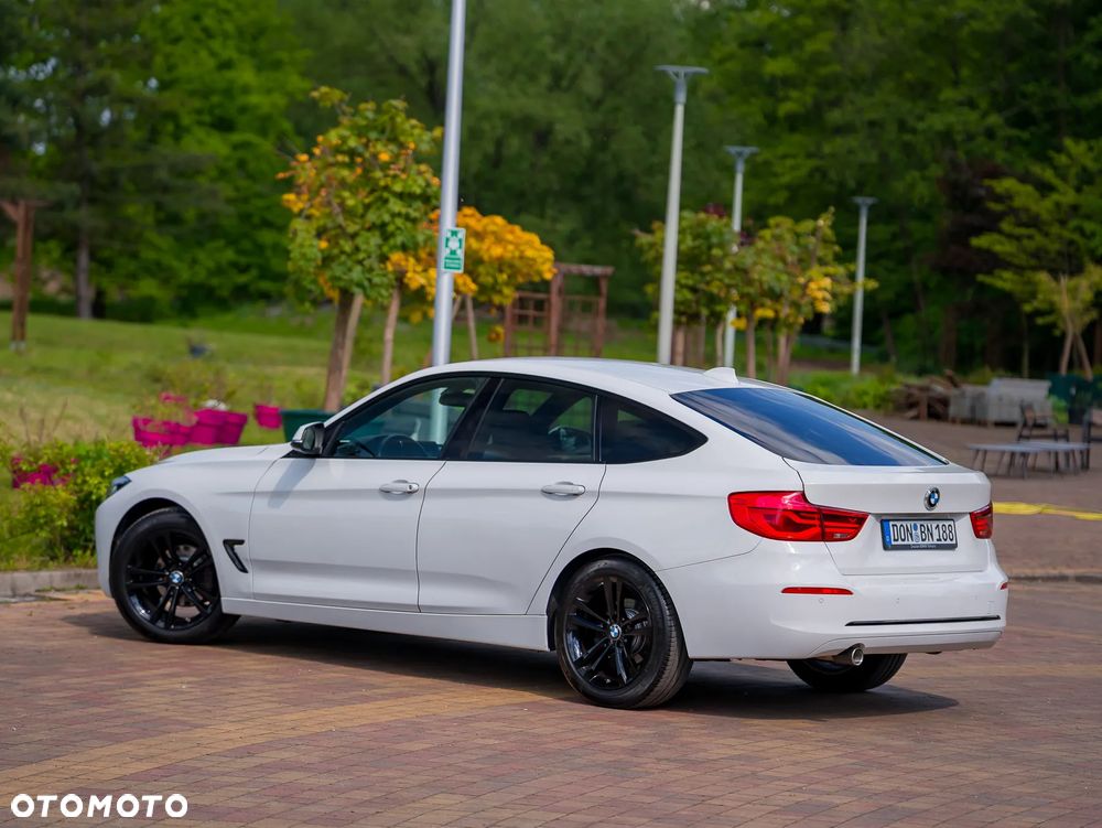 BMW 3GT - 6