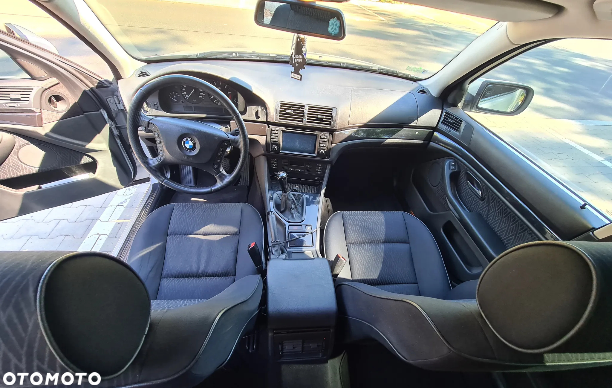 BMW Seria 5 520i - 7