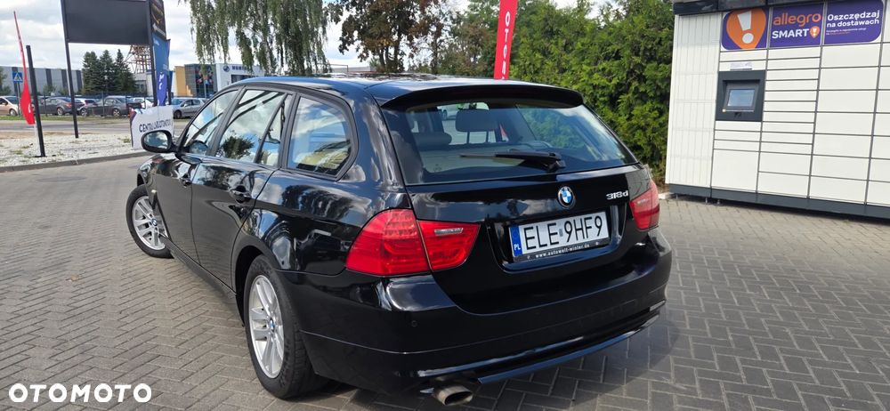 BMW Seria 3 318d DPF Edition Exclusive - 12