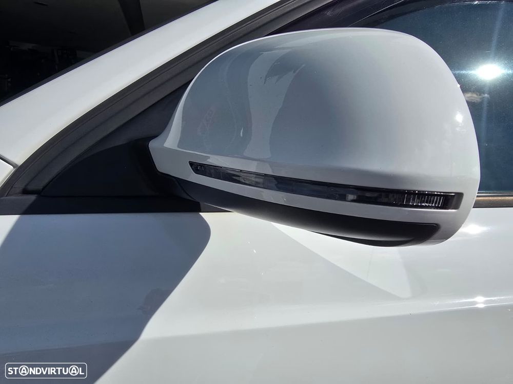 Audi Q3 2.0 TDI Attraction - 9