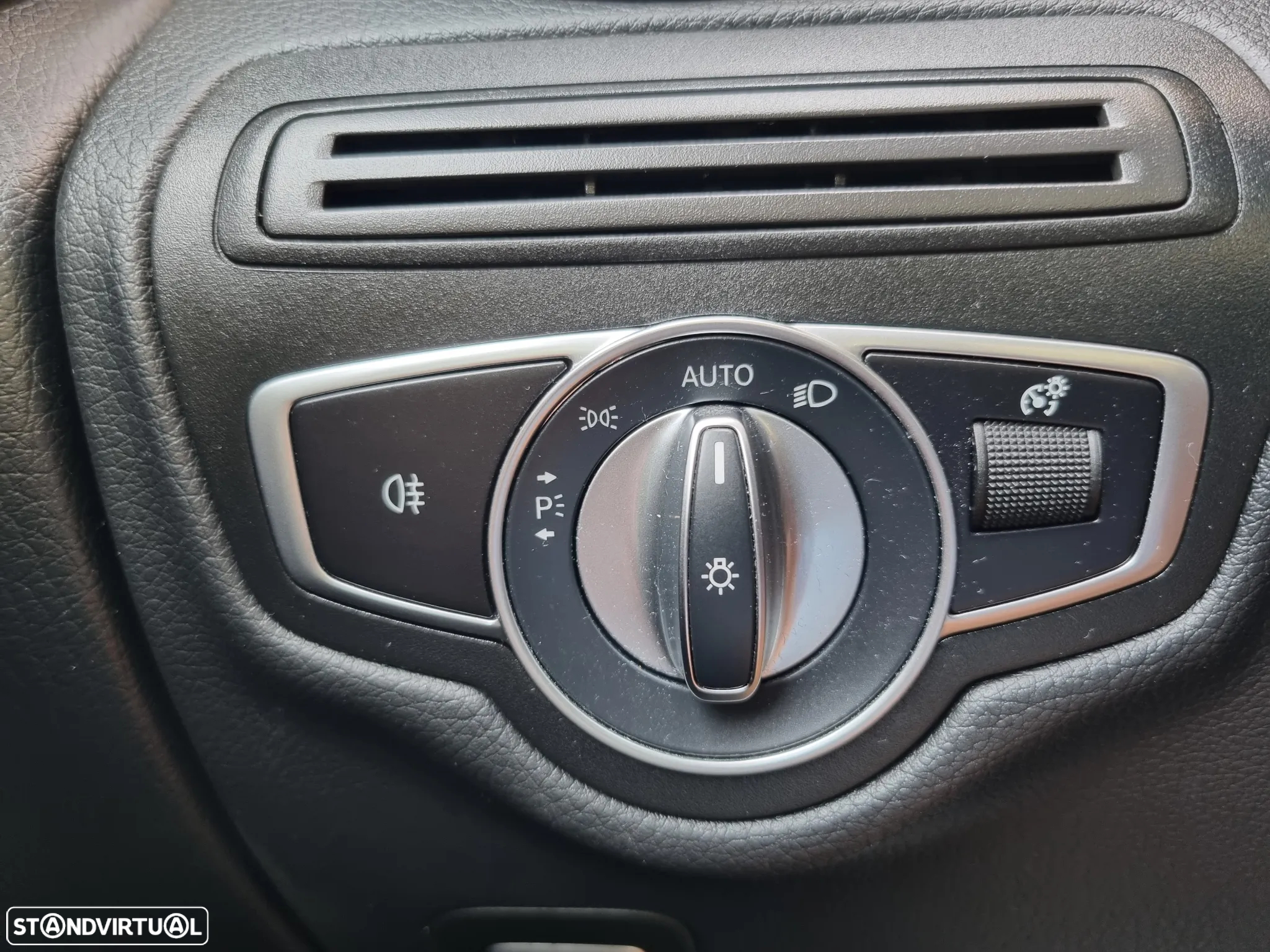 Mercedes-Benz GLC 300 de Coupé 4Matic - 29