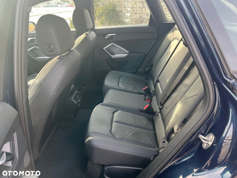 Audi Q3 35 TDI Advanced S tronic - 32