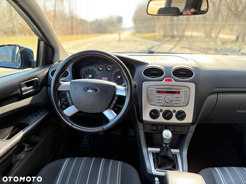 Ford Focus 1.6 Amber X - 14