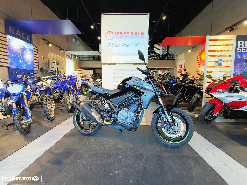 CF Moto 300NK - 1