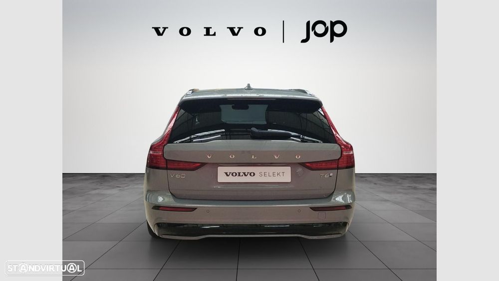 Volvo V60 2.0 T6 AWD TE Plus Dark - 4