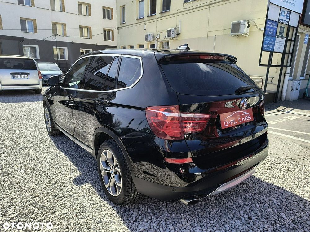 BMW X3 sDrive18d Luxury Line - 7